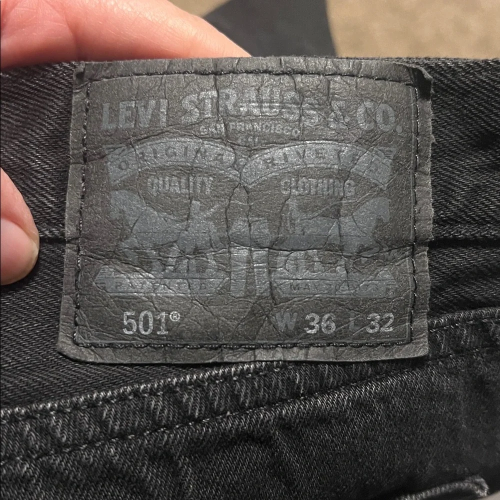 Levi’s mens 501 button fly jeans